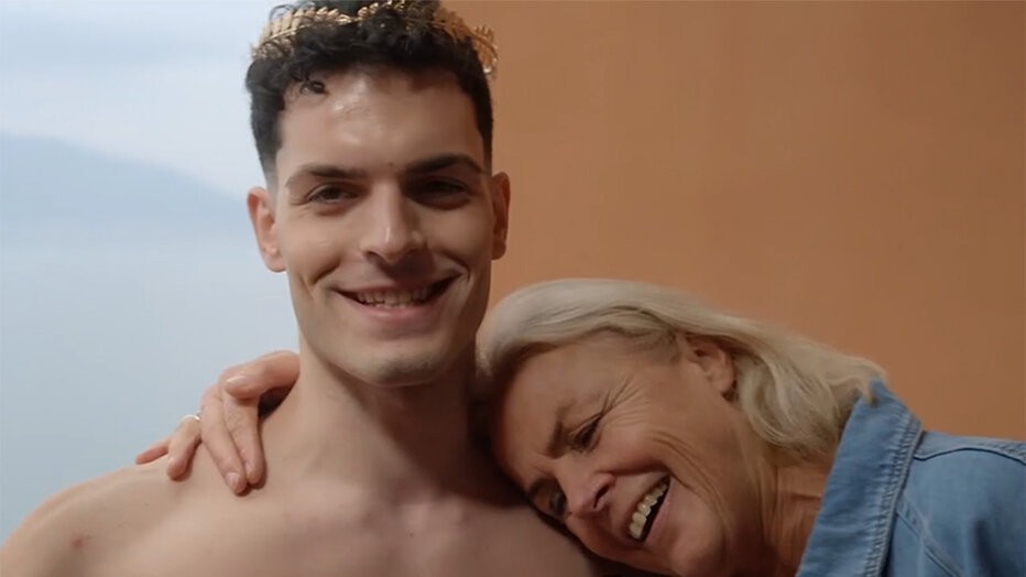 Irene Moors en model Elia in Het Perfecte Plaatje Op Reis