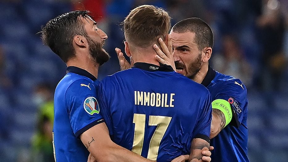 EK Voetbal: Onpasseerbaar Italië treft buurland Oostenrijk ...