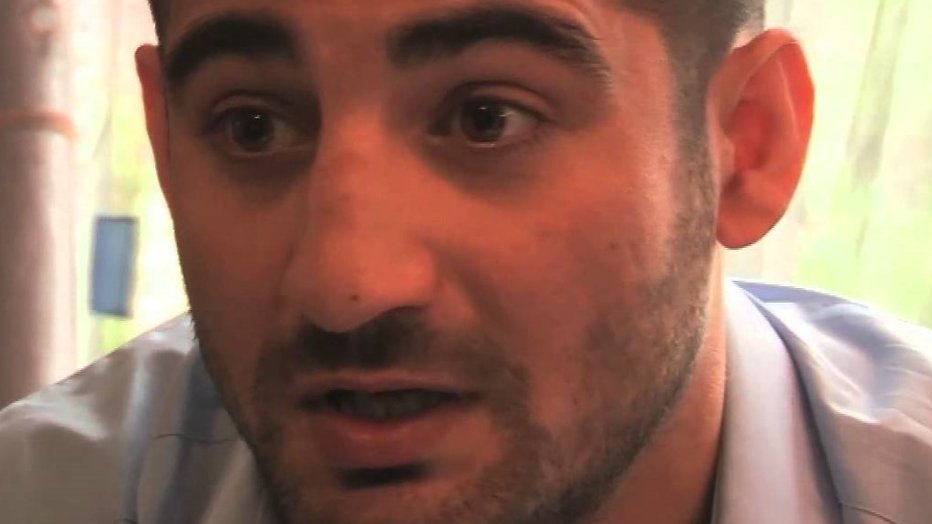 Martin Gaus over de puppy in Utopia: „Hond weg, en de meneer opgeborgen.” Martin Gaus over de puppy in Utopia: „Hond weg, en de meneer opgeborgen.”