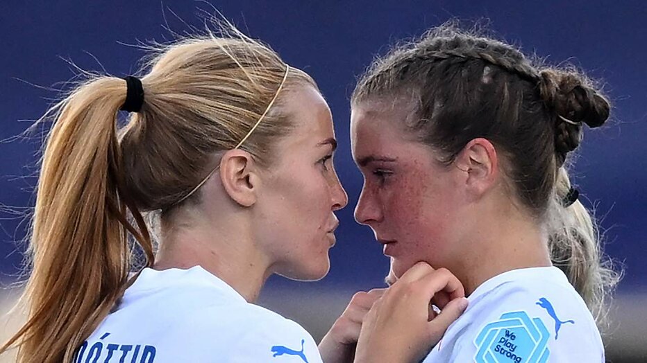 Karolina Lea Vilhjalmsdottir en Glodis Viggosdottir (IJsland)