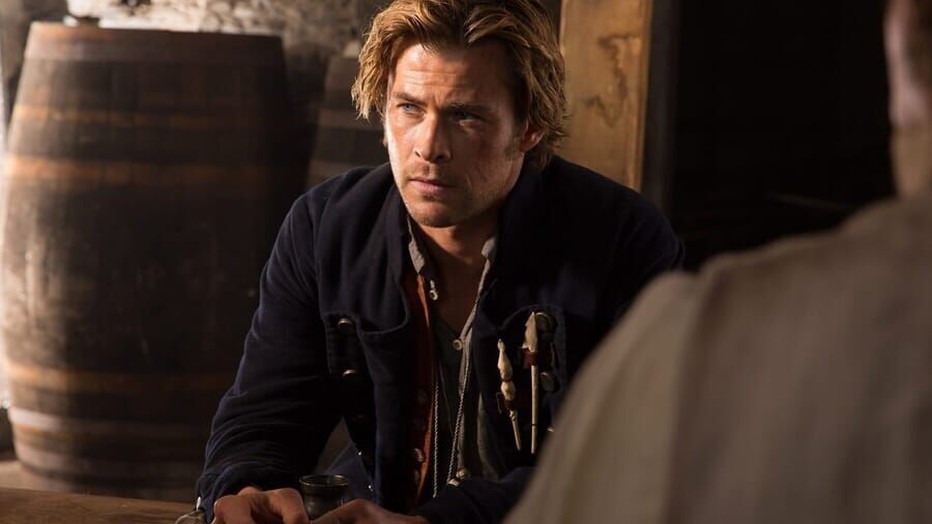 Chris Hemsworth als Owen Chase in In the Heart of the Sea Chris Hemsworth als Owen Chase in In the Heart of the Sea