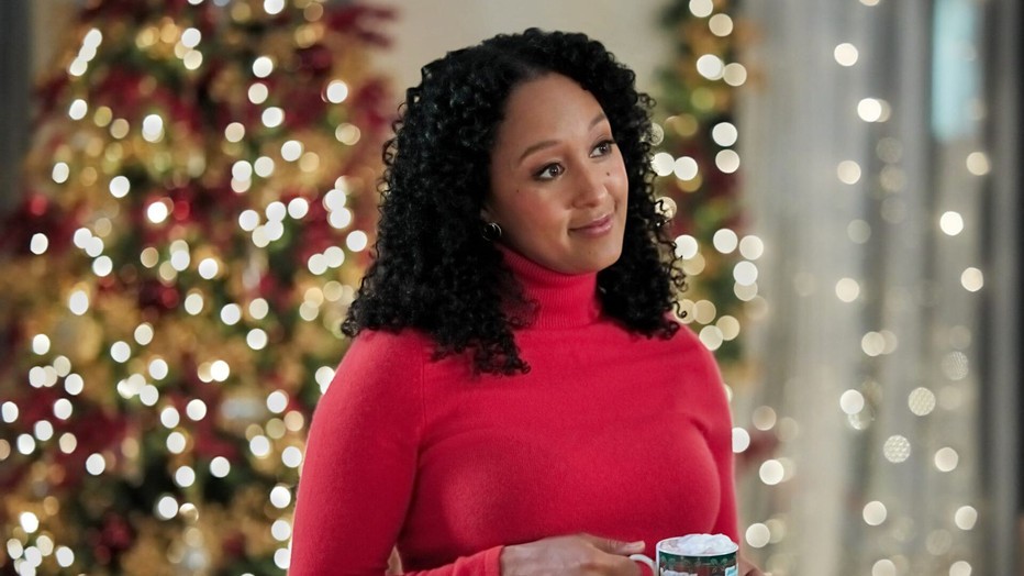 Tamera Mowry in Inventing the Christmas Prince