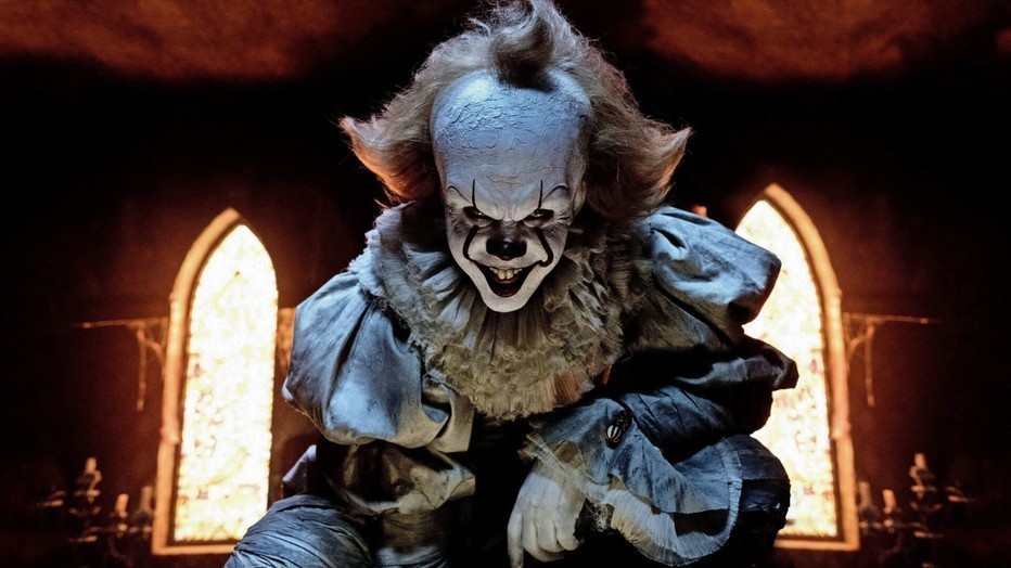 Bill Skarsgård als Pennywise