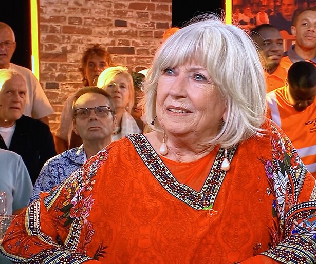 Willeke Alberti maakt indruk bij Carrie op Vrijdag: 'Als je blijft zitten, bereik je niks'
