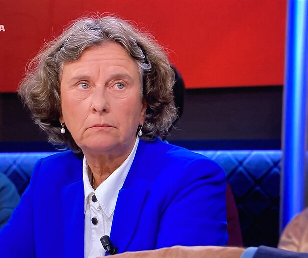 Jeroen Pauw pakt Marjolein Faber aan in talkshow: 'Wees nou gewoon eerlijk!'