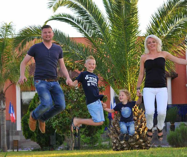 De TV van gisteren: Herhaling Ik Vertrek best bekeken