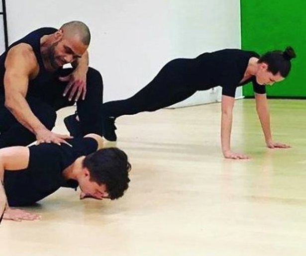 Buddy Vedder en Robin Martens trainen voor Dance Dance Dance