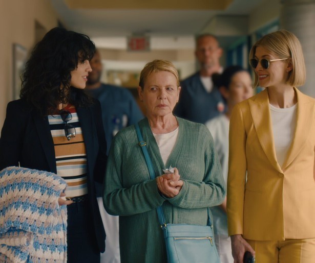 Rosamund Pike heeft niet het beste met je voor in I Care a Lot