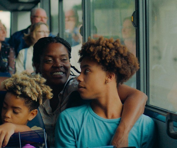 Daphne kan de verantwoordelijkheid voor haar kinderen toch niet aan