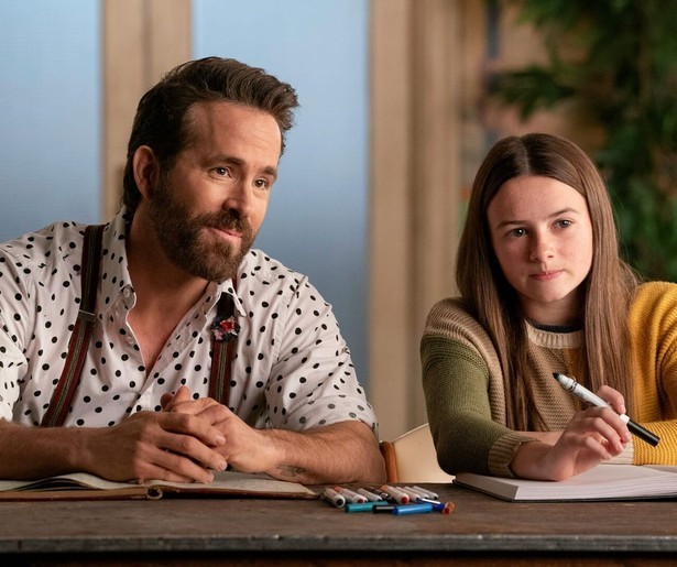 Ryan Reynolds is omringd door denkbeeldige vrienden in de tv-première van If