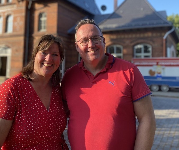 Ingrid en Edward stuiten op onaangename verrassingen in Ik Vertrek