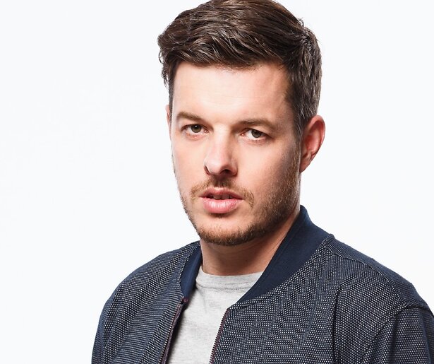 Filemon Wesselink onderzoekt de hype rond vapen in nieuwe documentaire 