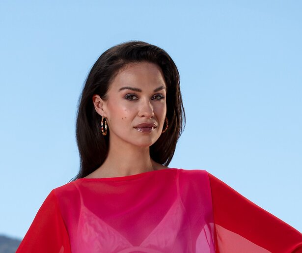 I Kissed a Girl met Holly Mae Brood is nu te zien bij Videoland