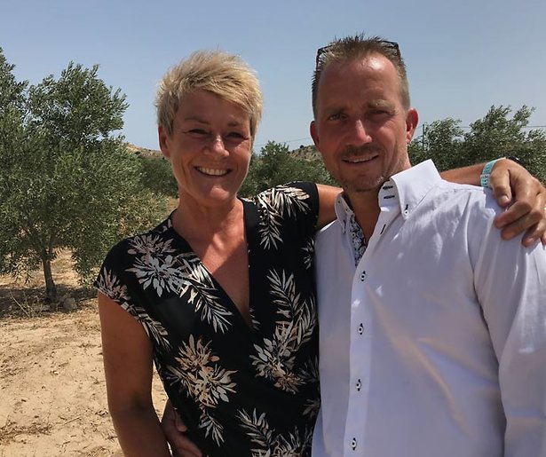 Kijkers leven mee met kartonnen huis-stel Ik Vertrek