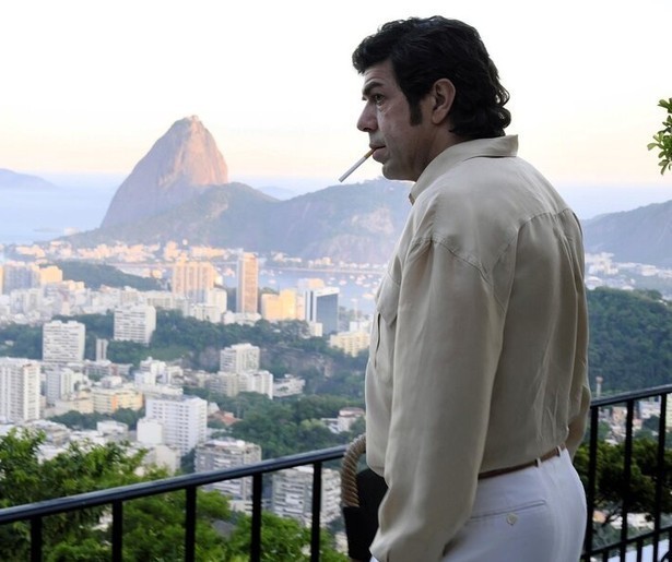 Tommaso Buscetta klapt uit de school in  Il traditore