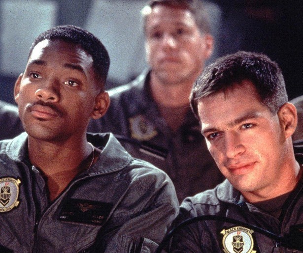 Aliens meppen met Will Smith in Independence Day