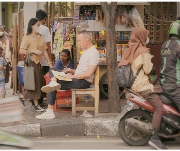 Hans Goedkoop duikt in slot Indonesia Roept! in zijn eigen familiegeschiedenis