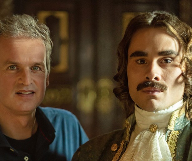 Arnout Hauben ondervraagt de Russische tsaar Peter de Grote in Interview met de Geschiedenis