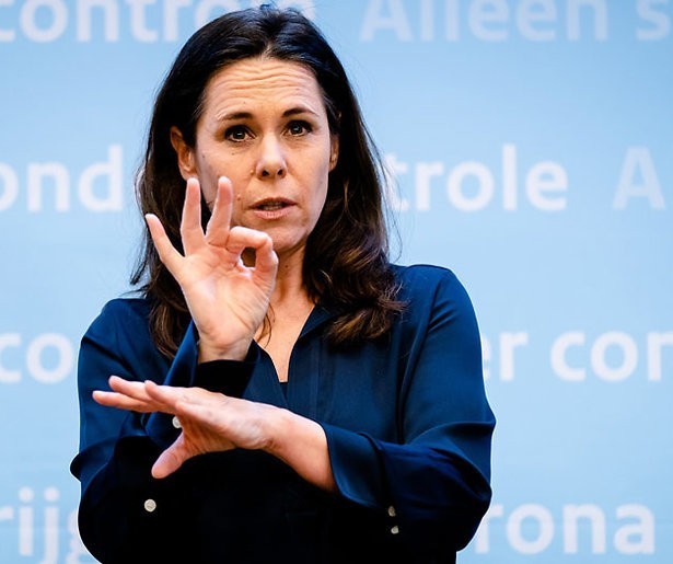 Onze favoriete gebarentolk Irma Sluis op het witte doek