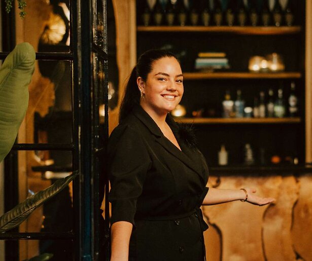 Isabella Boer twijfelt over haar toekomst in De Opvolging