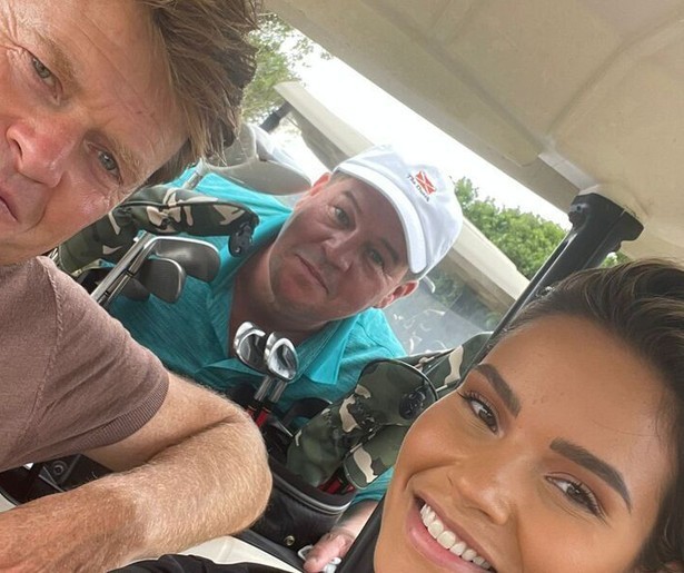 Martijn Krabbé en Monica Geuze ontwikkelen een band in Isola di Beau