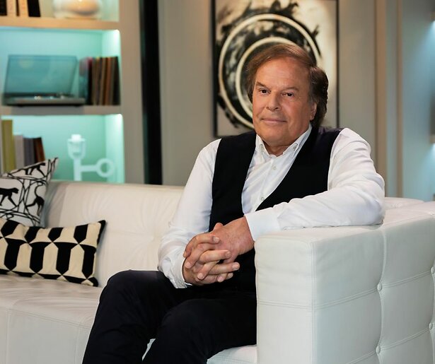 Ivo Niehe van start met zijn nieuwe interviewprogramma Ivo, Even op Zaterdag