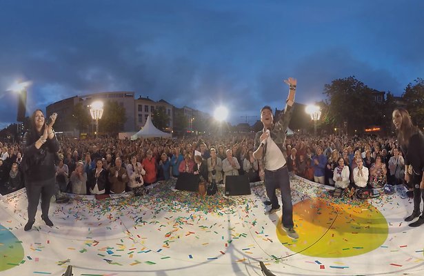 Videosnack: Jan Smit zingt Als de morgen is gekomen in 360 graden