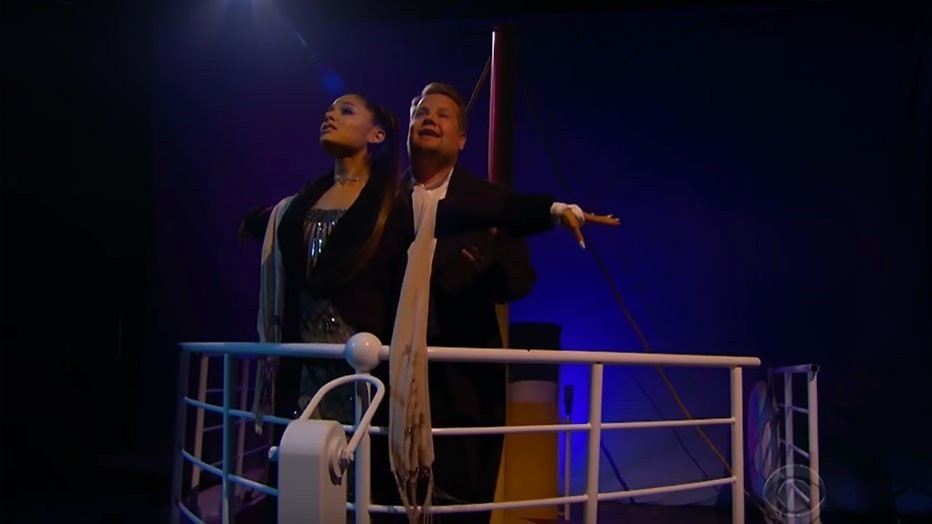 Ariana Grande en James Corden in Titanic-musical Ariana Grande en James Corden in Titanic-musical