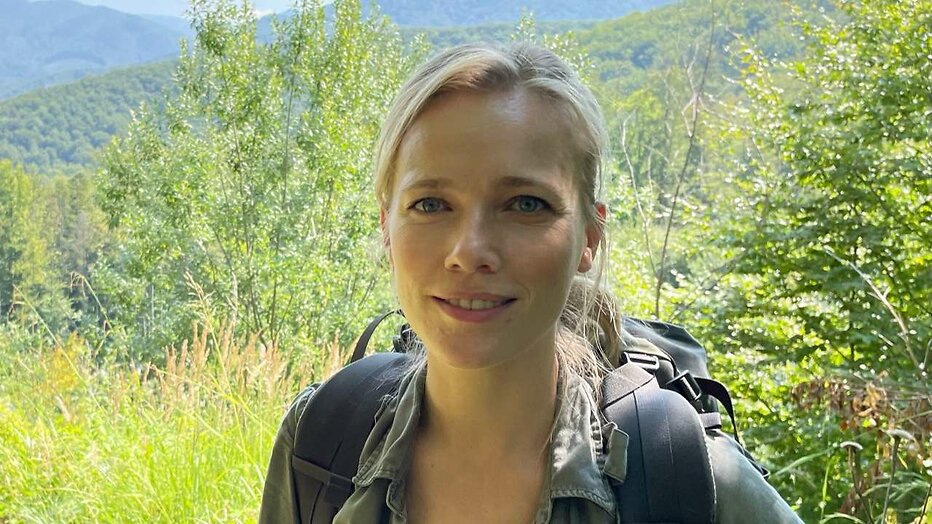 Jennifer Hoffman in Roemenië voor 3 op Reis (2022) Jennifer Hoffman in Roemenië voor 3 op Reis (2022)