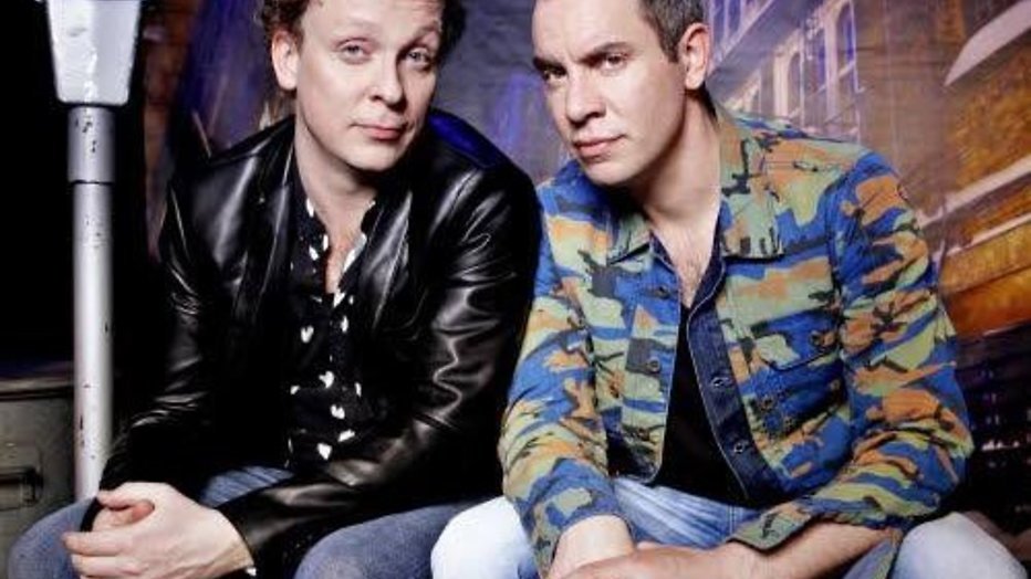 Nick, Simon, Jeroen en Dennis naar SBS 6 voor Lekker Nederlands