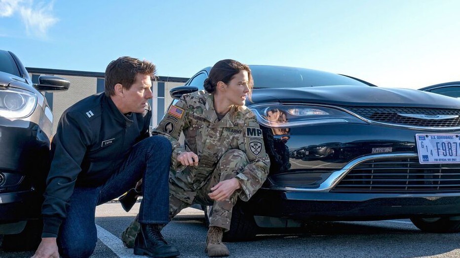 Tom Cruise en Cobie Smulders in Jack Reacher: Never Go Back
