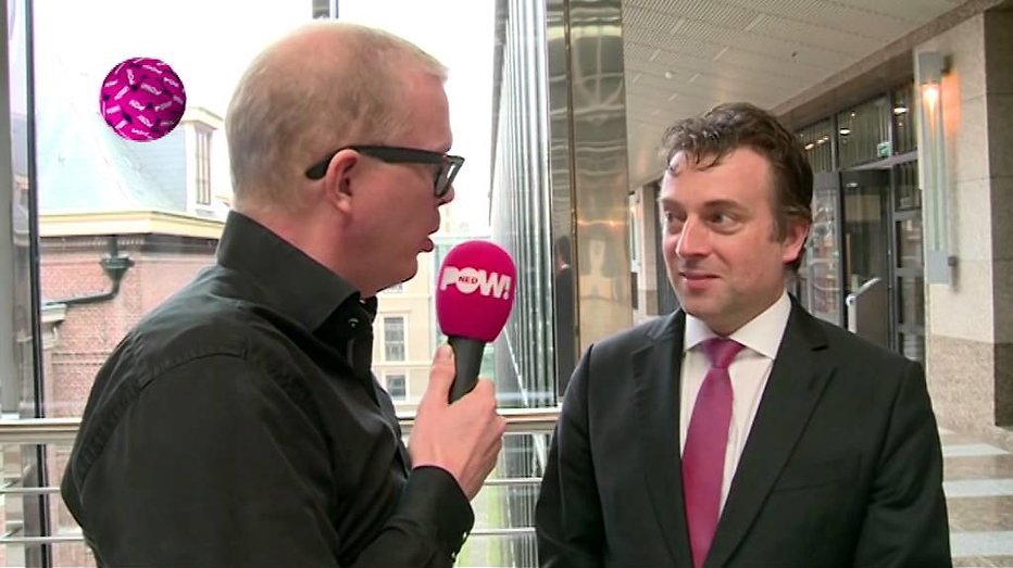 Jan Roos gaat de politiek in Jan Roos gaat de politiek in