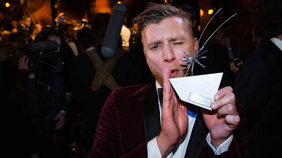 Jan Versteegh wint Televizier Aanstormend Talent Award 2015 Jan Versteegh wint Televizier Aanstormend Talent Award 2015