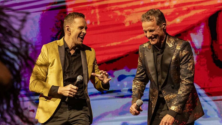 John de Bever en Kees Stevens voor De Bevers in Ahoy 