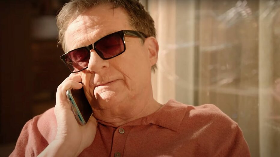 Henk probeert te genieten zonder Laura in GTST