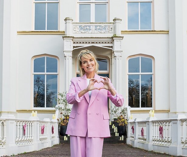 Anne-Mar Zwart presenteert nieuw datingprogramma voor de EO