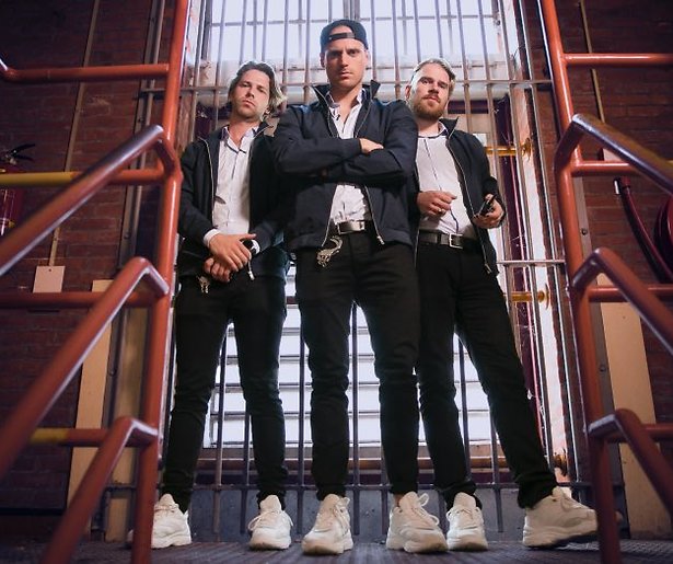 SBS6 en mannen StukTV leggen opnames Jachtseizoen stil