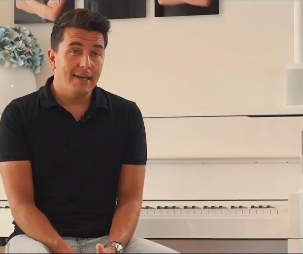 Jan Smit componeert lied voor Keuken Kampioen Divisie