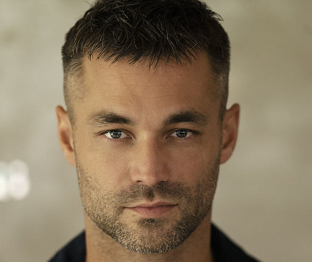 Nieuw programma Jan Kooijman over preutse jongeren en seksende BN'ers