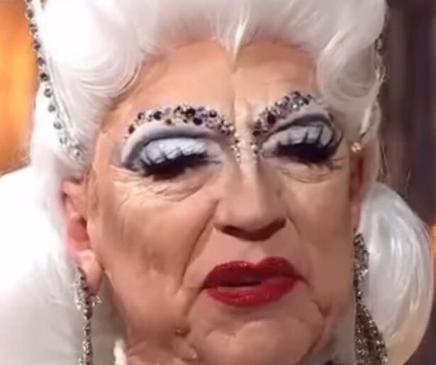 Voetbalanalist duikt op in Belgische editie Make Up Your Mind