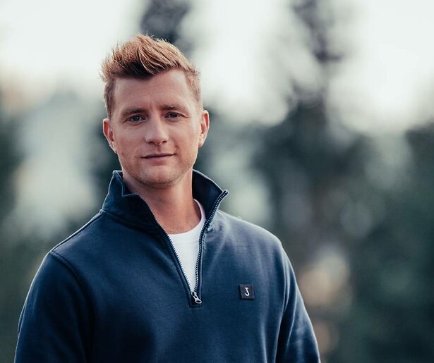 Vakantie Jan Versteegh loopt iets anders dan gepland