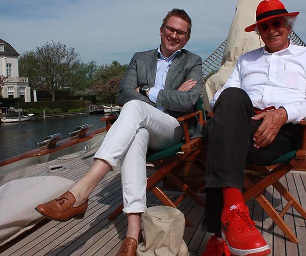 Jaïr tussen de ondernemers in Jaïr in goed gezelschap