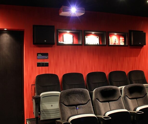 Je eigen thuisbioscoop bouwen doe je zo