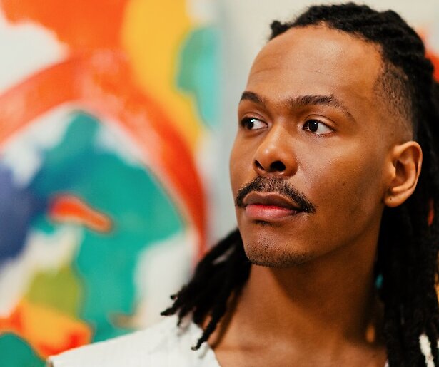 Jeangu Macrooy wint van De Slimste Mens