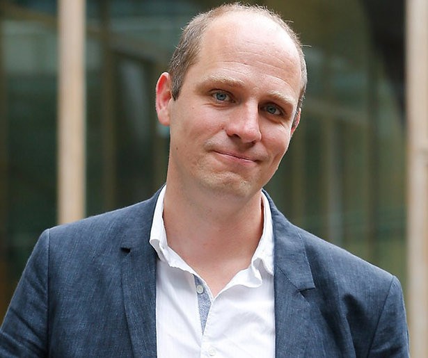 Hof: OM moet Jelle Brandt Corstius vervolgen in verkrachtingszaak