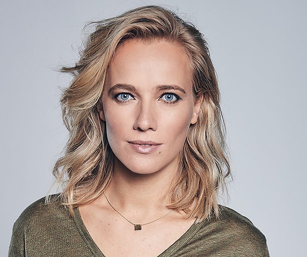 Jennifer Hoffman nieuwe presentatrice 3 op Reis