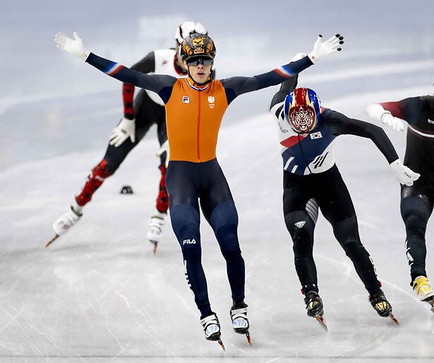 Shorttracker Jens van 't Wout wint weer Olympisch goud! 