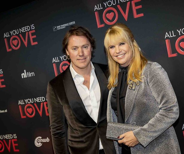 Jeroen Rietbergen stapt op als bandleider The Voice wegens seksueel overschrijdend gedrag