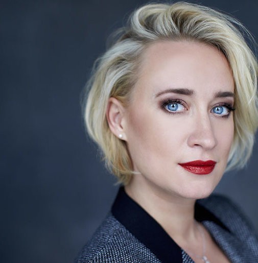 Zwangere Eva Jinek op 4 juni gewoon weer van de partij