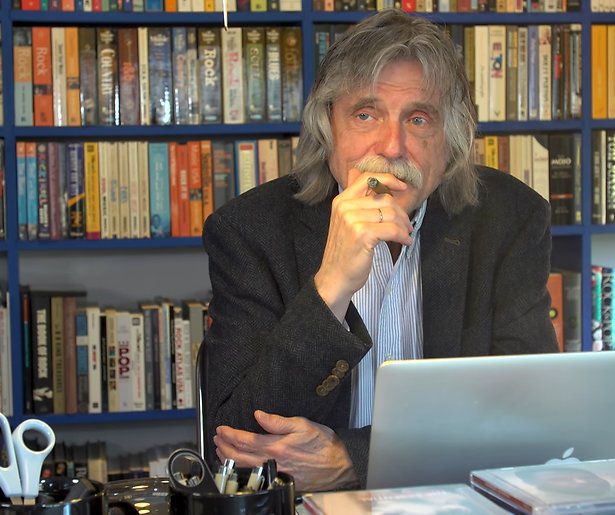 Johan Derksen werkt aan biografie